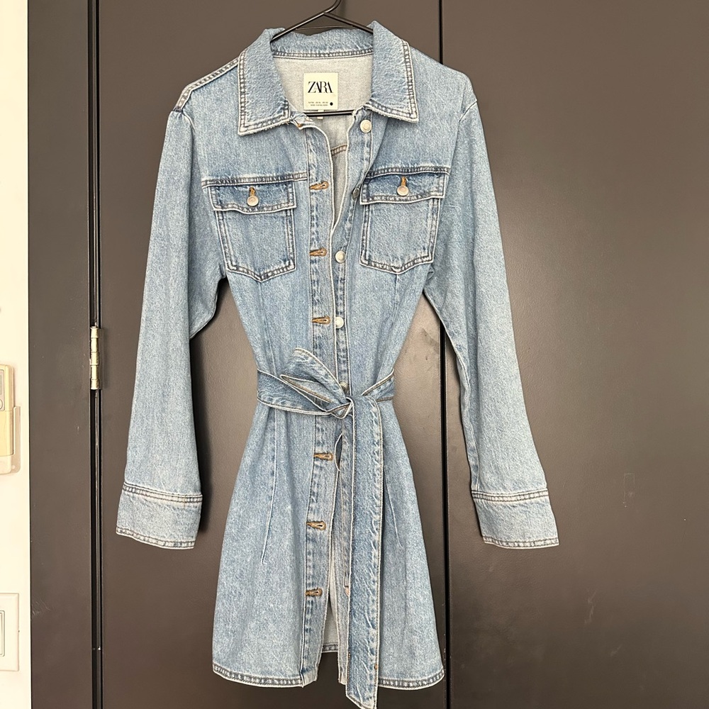 Stylish Denim Shirt Dress - Picture 3 of 3